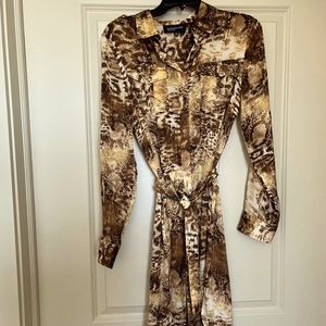 Printed long-sleeve shirt dress